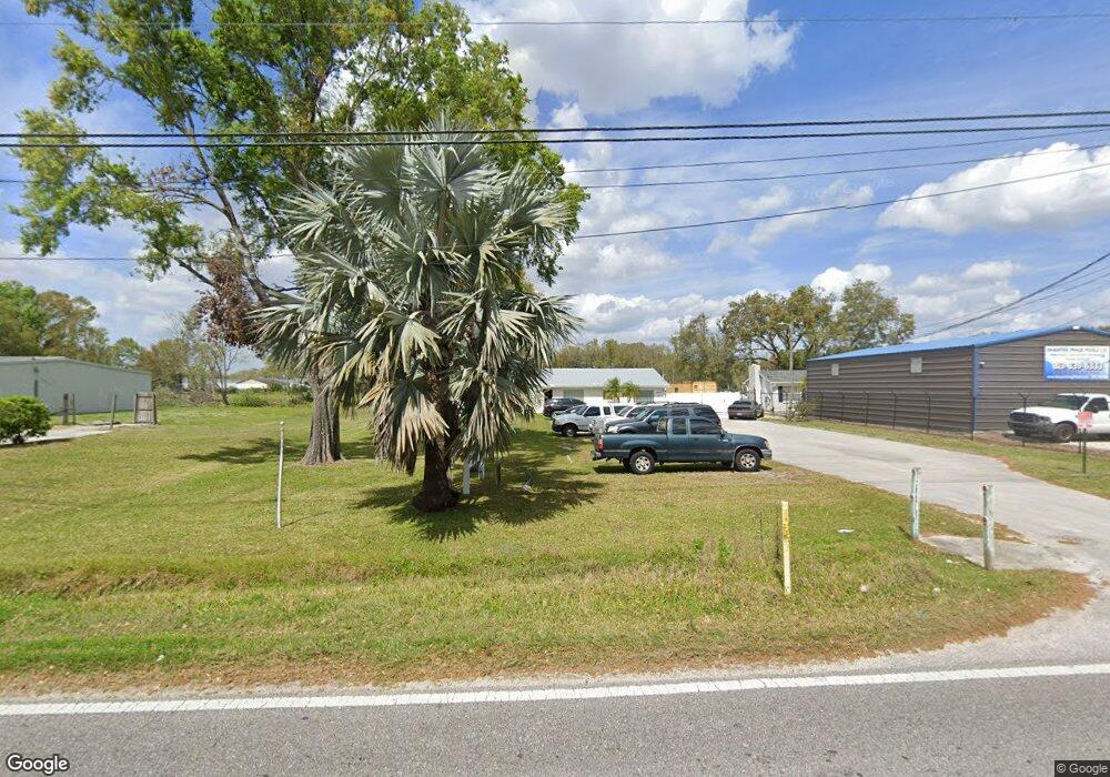 10124 Woodberry Rd, Tampa, FL 33619 - photo 1