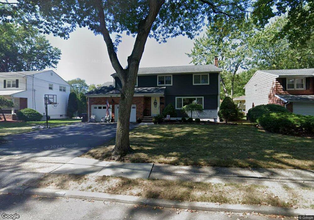 279 Beechwood Dr, Paramus, NJ 07652 - photo 1