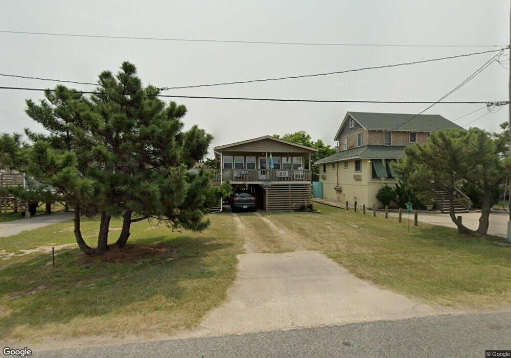 207 E Atlantic St, Kill Devil Hills, NC 27948 - photo 1