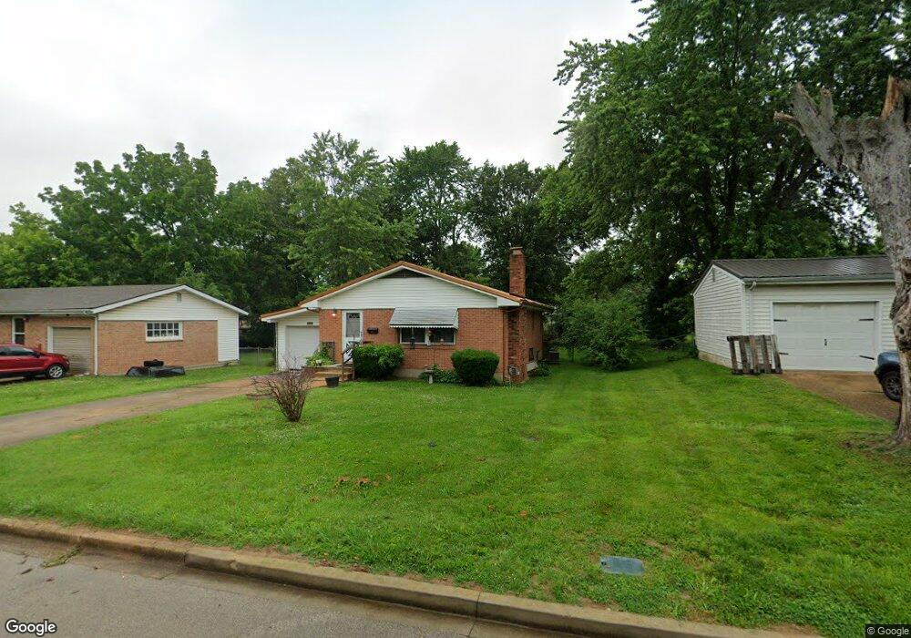 317 Aldergate St, Farmington, MO 63640 - photo 1