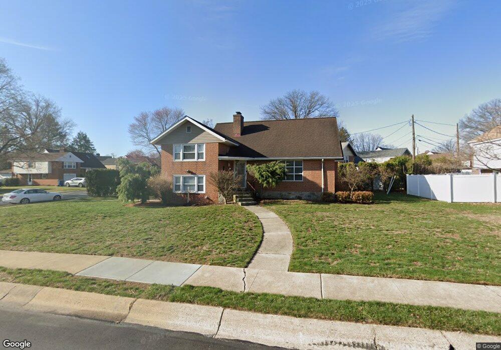 900 Snyder Rd, Reading, PA 19609 - photo 1