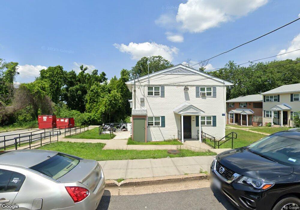 265 37th St SE unit 271, Washington, DC 20019 - photo 1