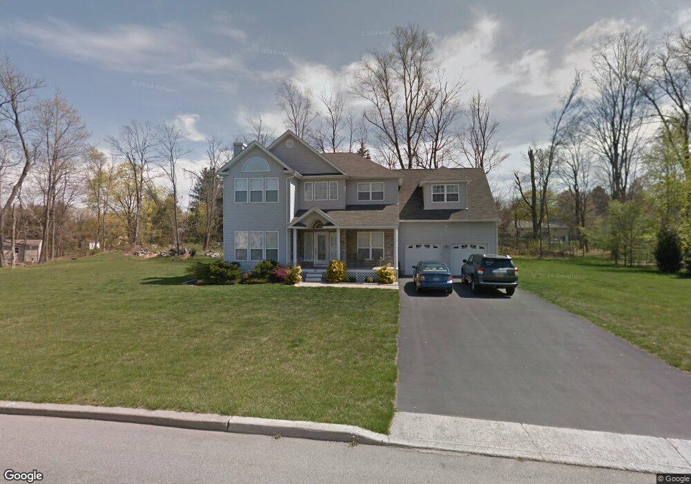 72 Firethorn Dr, Wappingers Falls, NY 12590 - photo 1