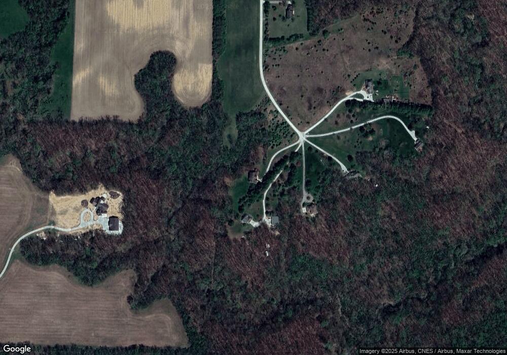 1204 Chenoweth Ln, West Lafayette, IN 47906 - photo 1