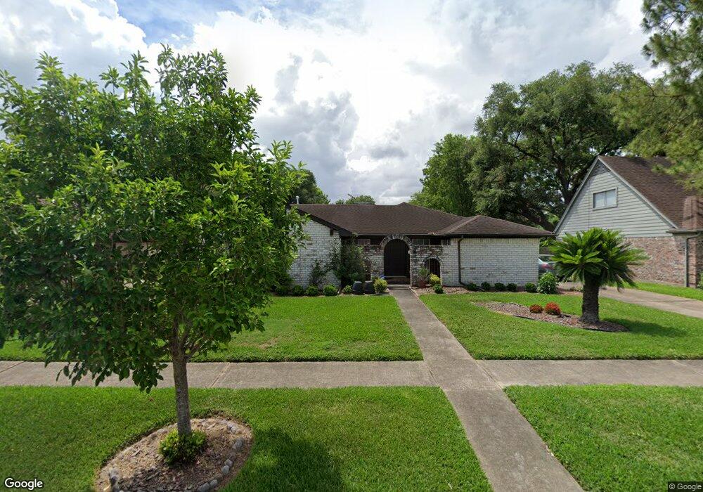 5219 Long Creek Ln, Houston, TX 77088 - photo 1