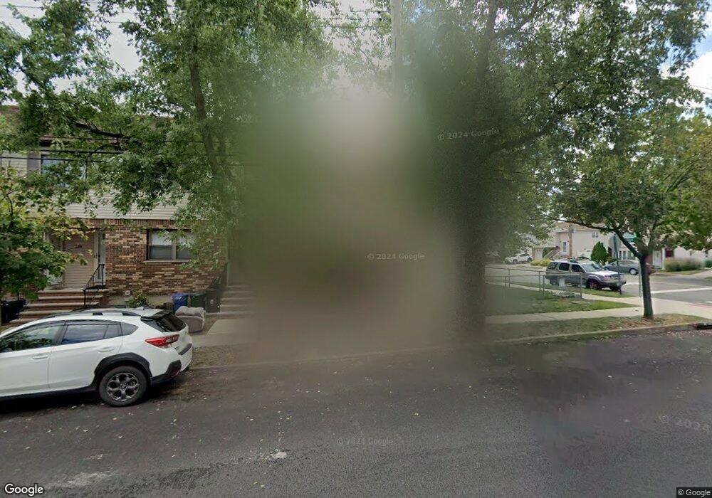 260 Katan Ave unit B, Staten Island, NY 10308 - photo 1