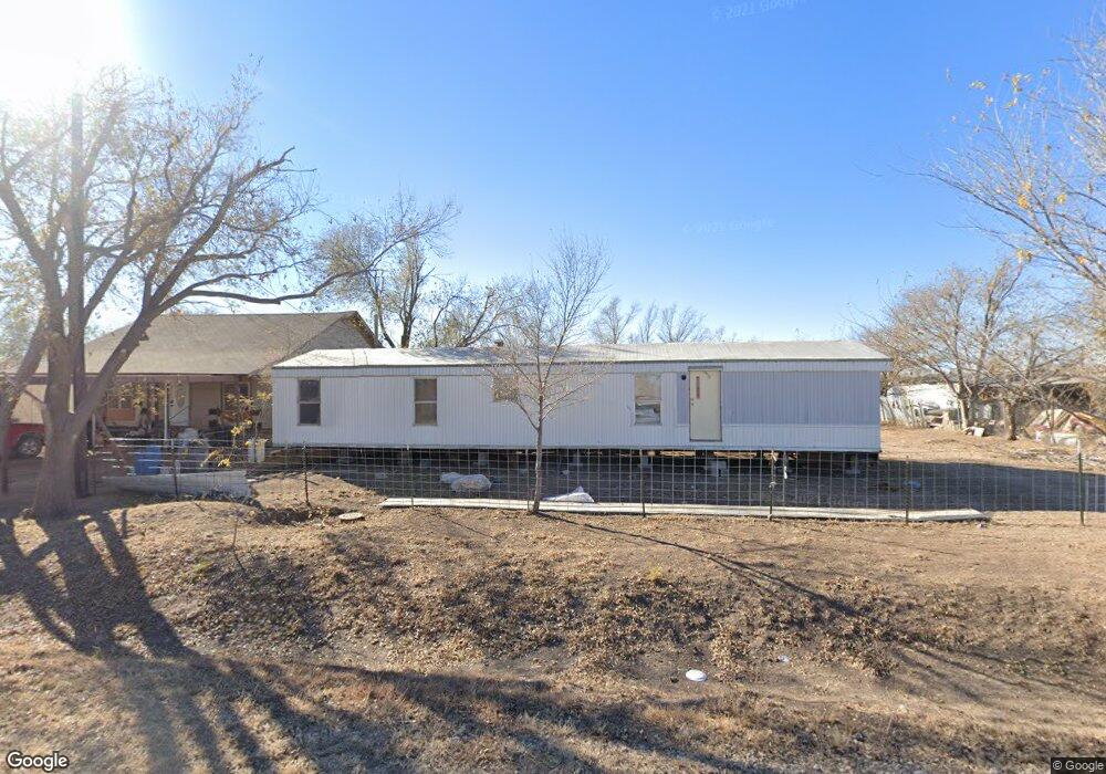 2433 Lancaster St, Plainview, TX 79072 - photo 1