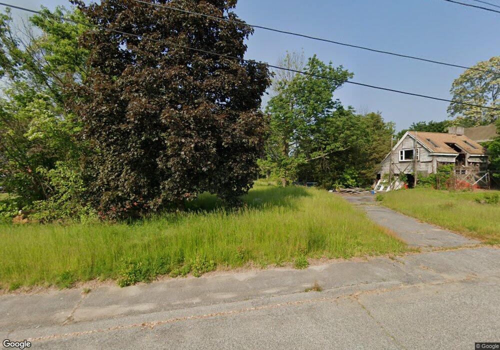 138 Elm St, Uxbridge, MA 01569 - photo 1