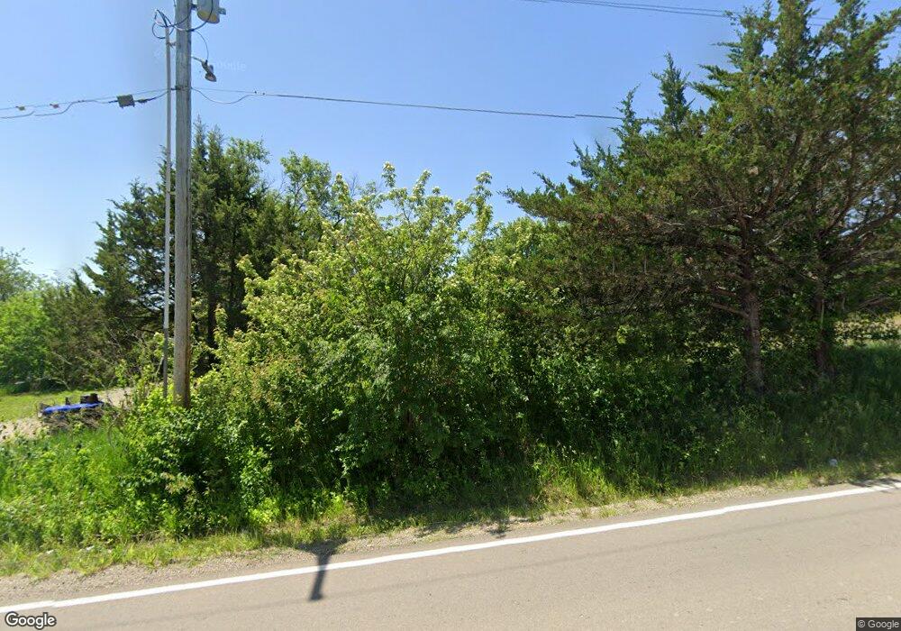 8545 SW 45th St, Topeka, KS 66610 - photo 1