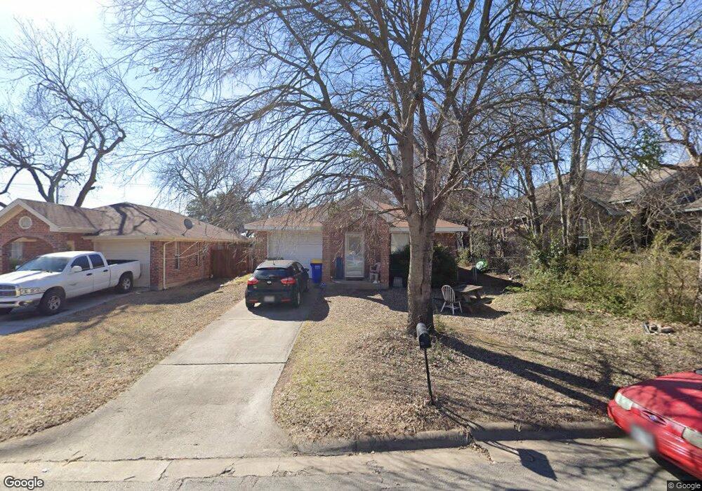 8209 Downe Dr, Fort Worth, TX 76108 - photo 1