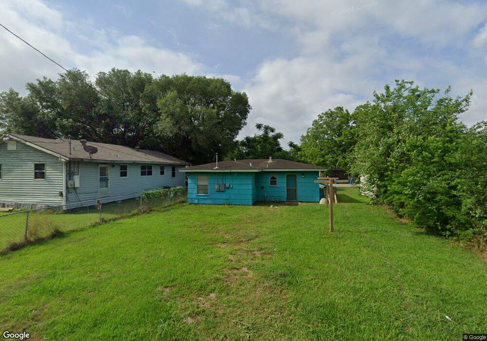 821 Avenue E, Rosenberg, TX 77471 - photo 1