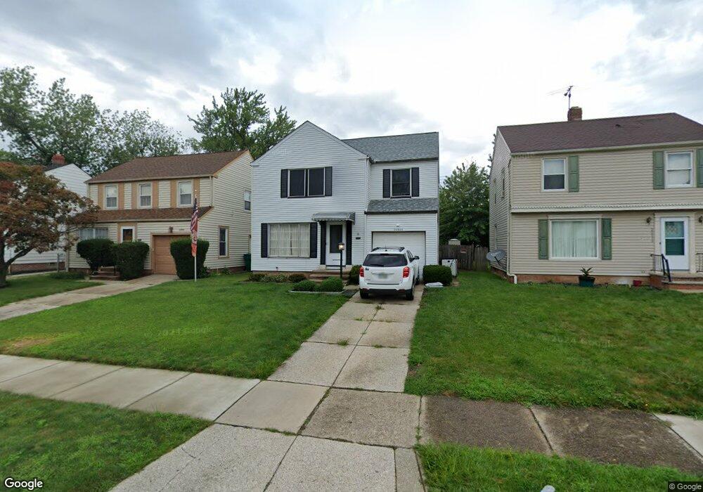 20909 Clare Ave, Maple Heights, OH 44137 - photo 1