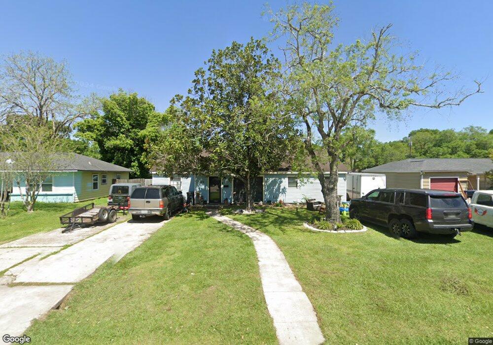3115 12th St, Bay City, TX 77414 - photo 1