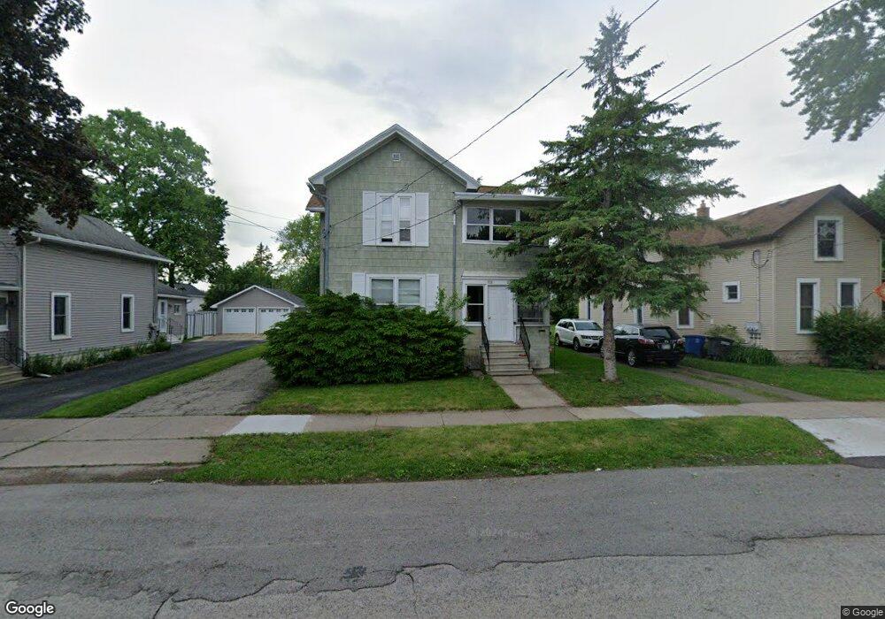 336 W 10th Ave, Oshkosh, WI 54902 - photo 1