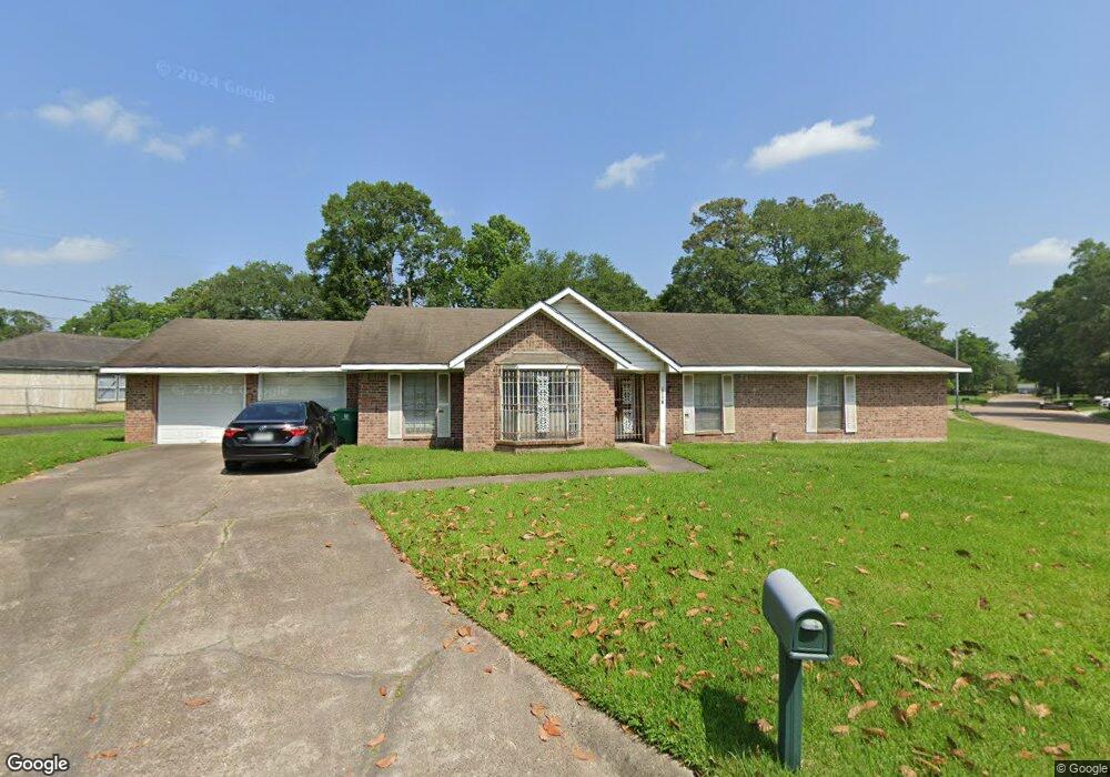 6009 Shady Timbers Dr, Houston, TX 77016 - photo 1