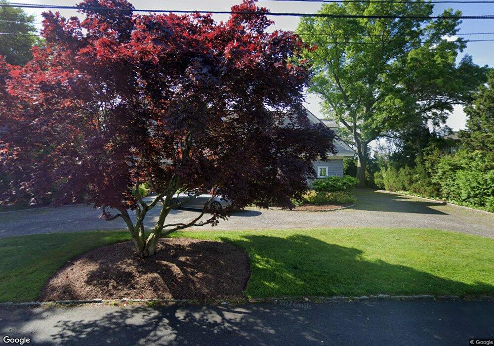 1067 Constable Dr, Mamaroneck, NY 10543 - photo 1