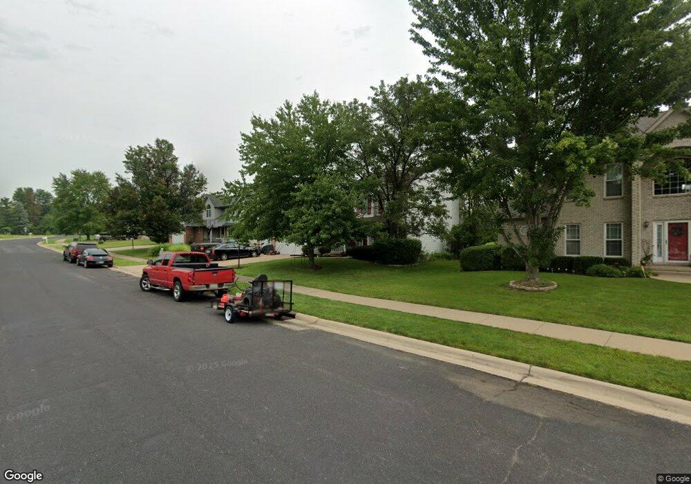 5326 N Rothmere Dr, Peoria, IL 61615 - photo 1