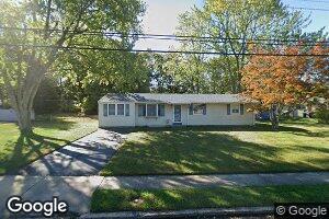 17 Redwood Rd, Howell, NJ 07731