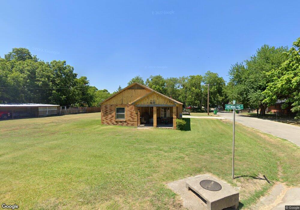 1413 Hemming St, Gainesville, TX 76240 - photo 1