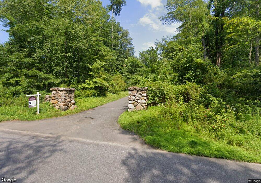 372 Newtown Turnpike, Redding, CT 06896 - photo 1