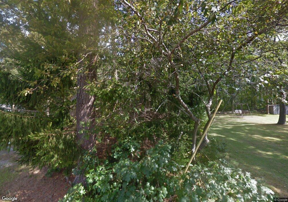 1909 Phinneys Ln, Barnstable, MA 2630 - photo 1