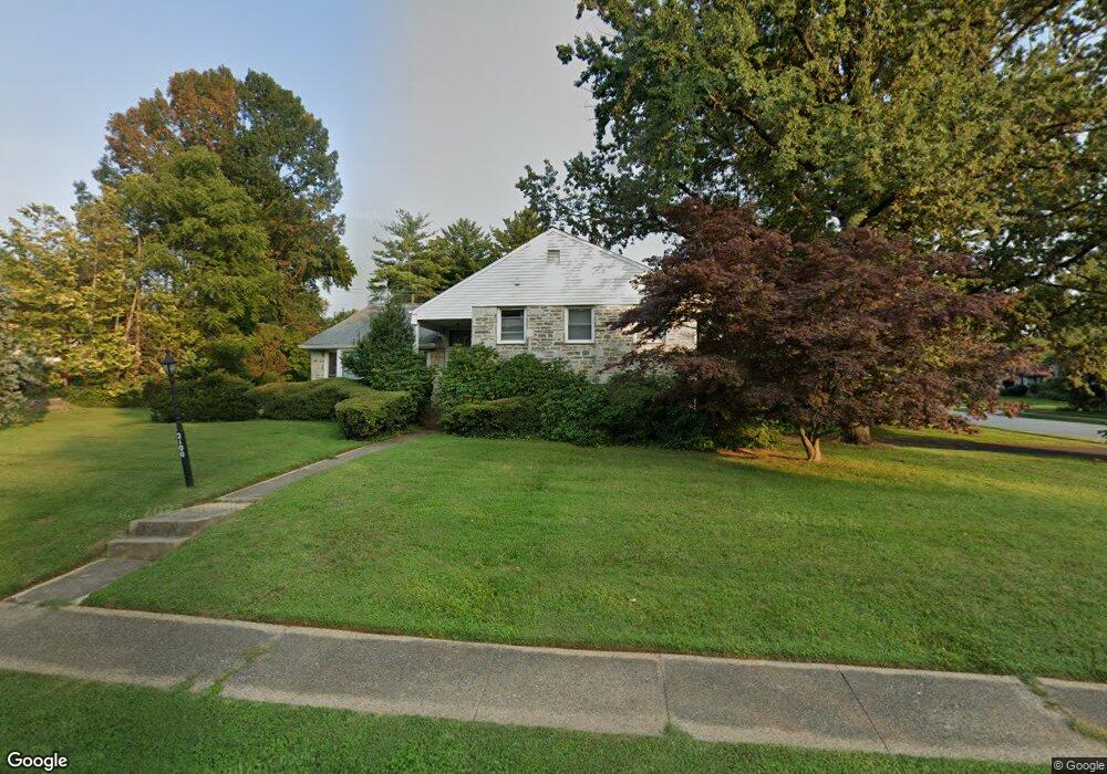 2100 Lantern Ln, Oreland, PA 19075 - photo 1