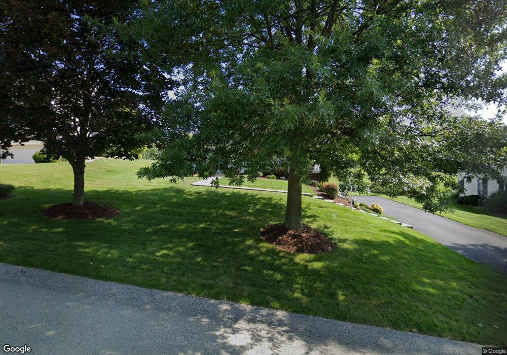 118 Pine Nut Dr, Eighty Four, PA 15330 - photo 1