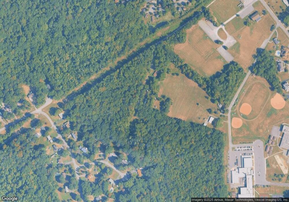 6655 Laurel Acres Dr, Indian Head, MD 20640 - photo 1