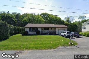 24 Davis Dr, Veazie, ME 04401