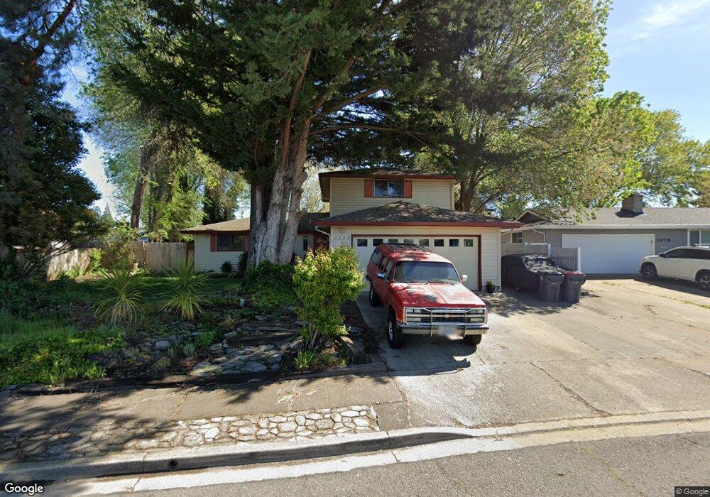 1080 N 5th St, Central Point, OR 97502 - photo 1