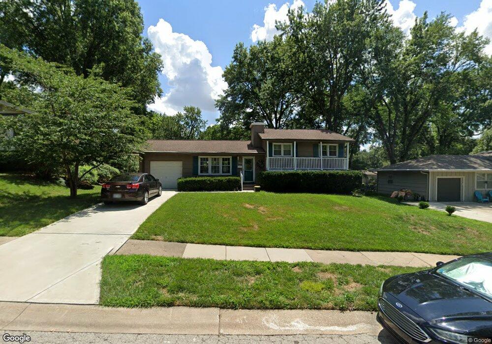 10809 W 72nd St, Shawnee, KS 66203 - photo 1