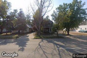618 E 7th Ave, Redfield, SD 57469
