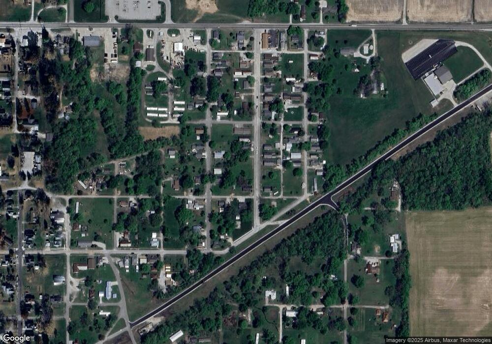 812 Dant Blvd, Bicknell, IN 47512 - photo 1