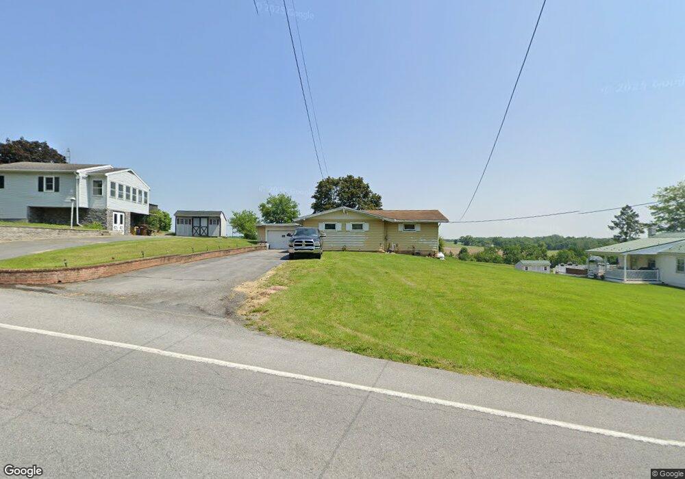 739 Siloam Rd, Chambersburg, PA 17201 - photo 1