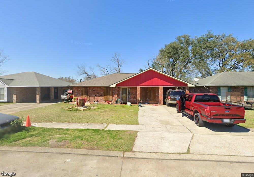 102 Odelia Cir, Houma, LA 70363 - photo 1