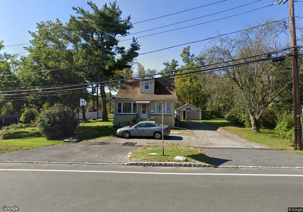 384 Edwards Rd, Parsippany, NJ 07054 - photo 1