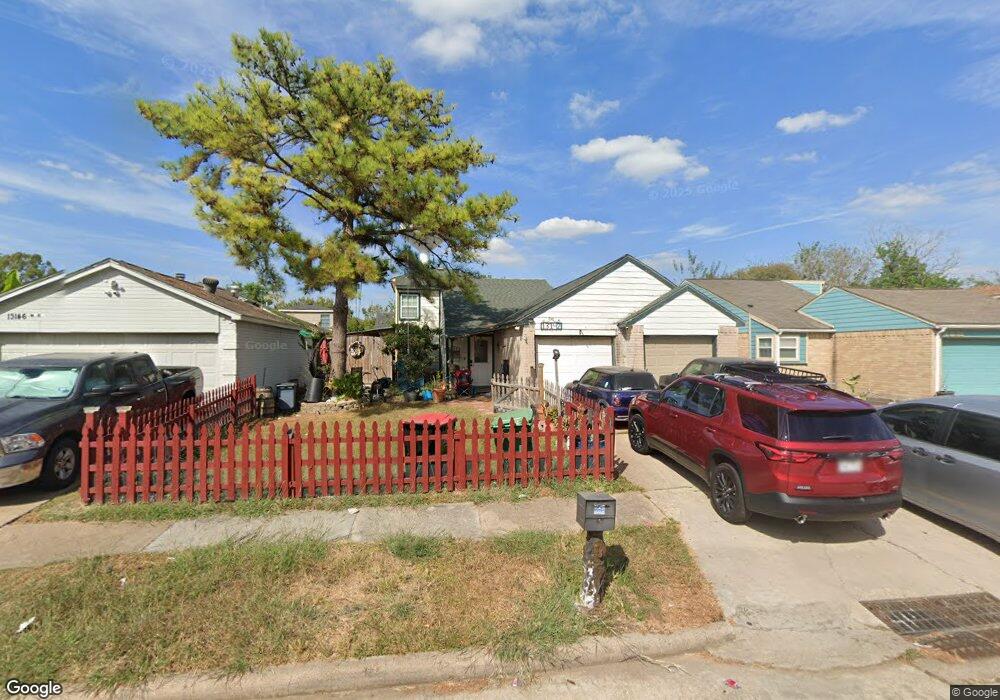 13142 Pebblewalk Cir N, Houston, TX 77041 - photo 1