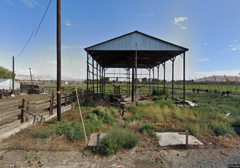 7902 Bell Rd, Moxee, WA 98936 - photo 1