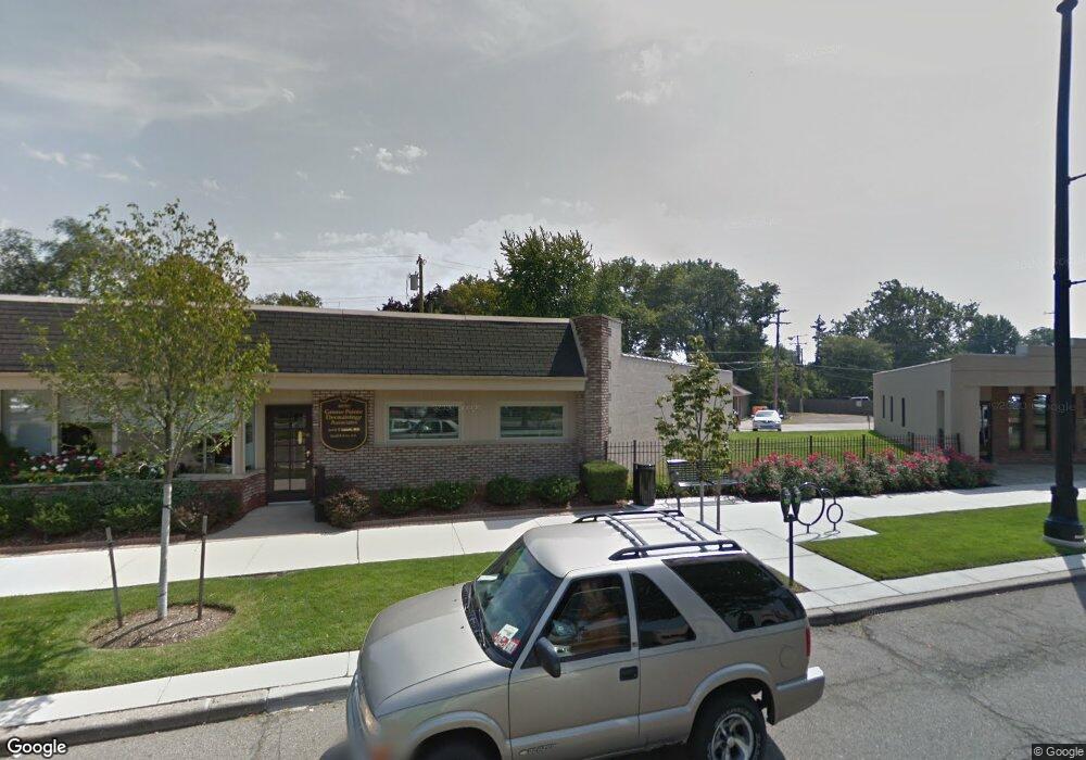 18050 Mack Ave unit B, Grosse Pointe, MI 48230 - photo 1