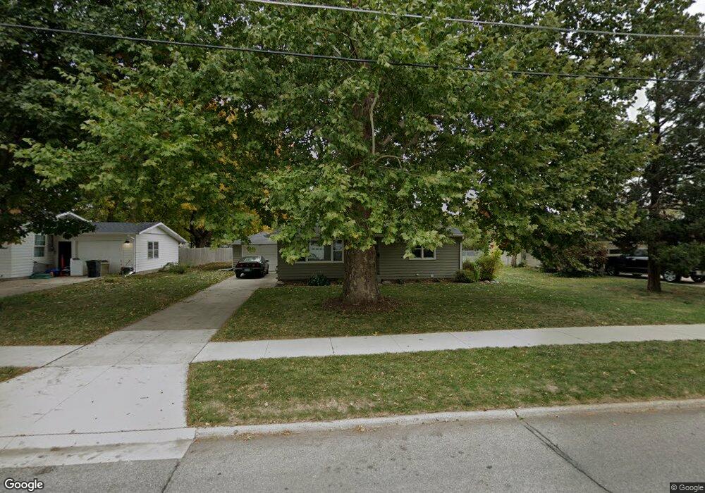 1302 W 6th St S, Newton, IA 50208 - photo 1