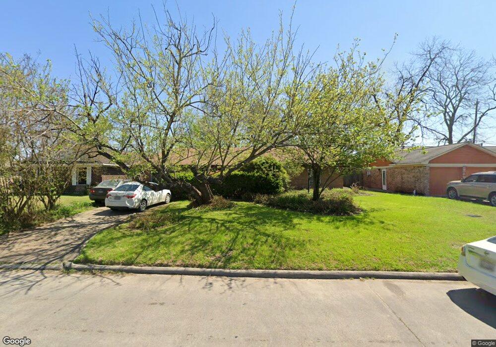 9402 Sunnywood Dr, Houston, TX 77038 - photo 1