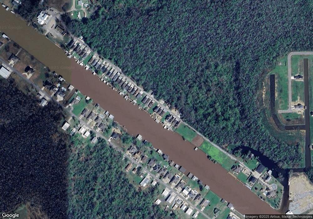 18120 Bayou Pierre Dr, Maurepas, LA 70449 - photo 1