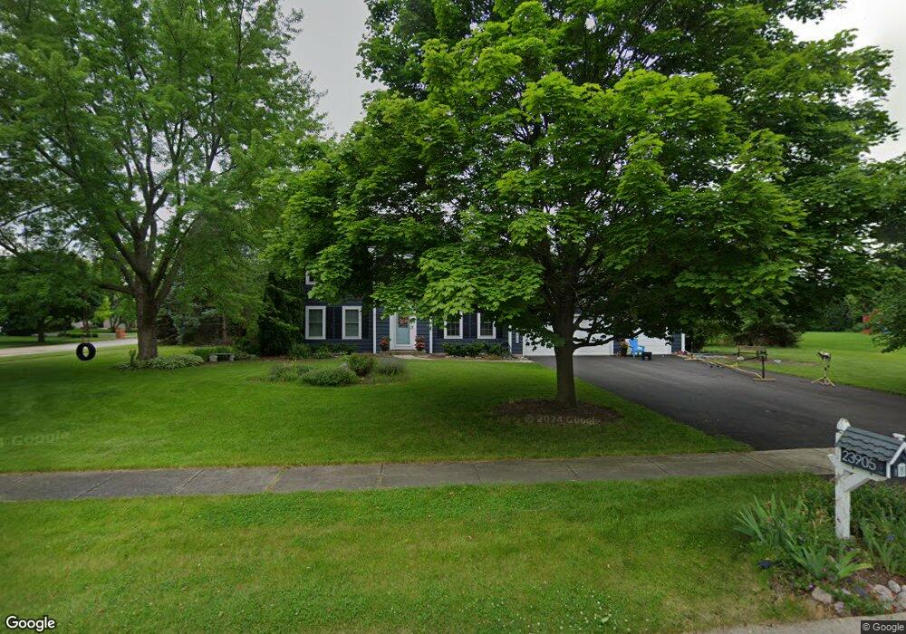 23905 Pheasant Run Ct, Naperville, IL 60564 - photo 1