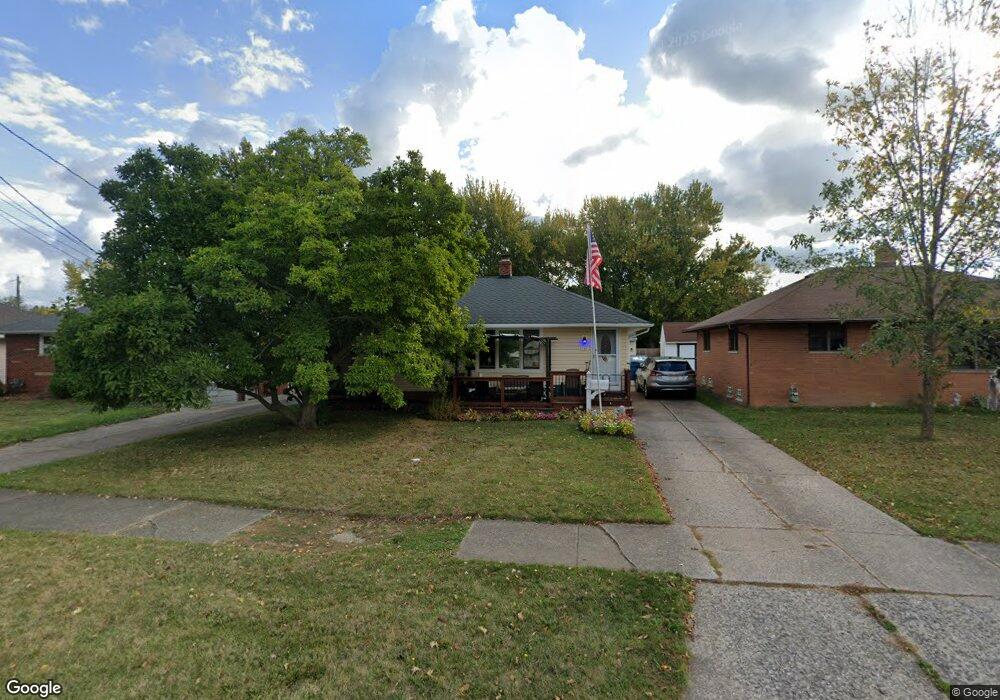 383 Gayle Dr, Sheffield Lake, OH 44054 - photo 1