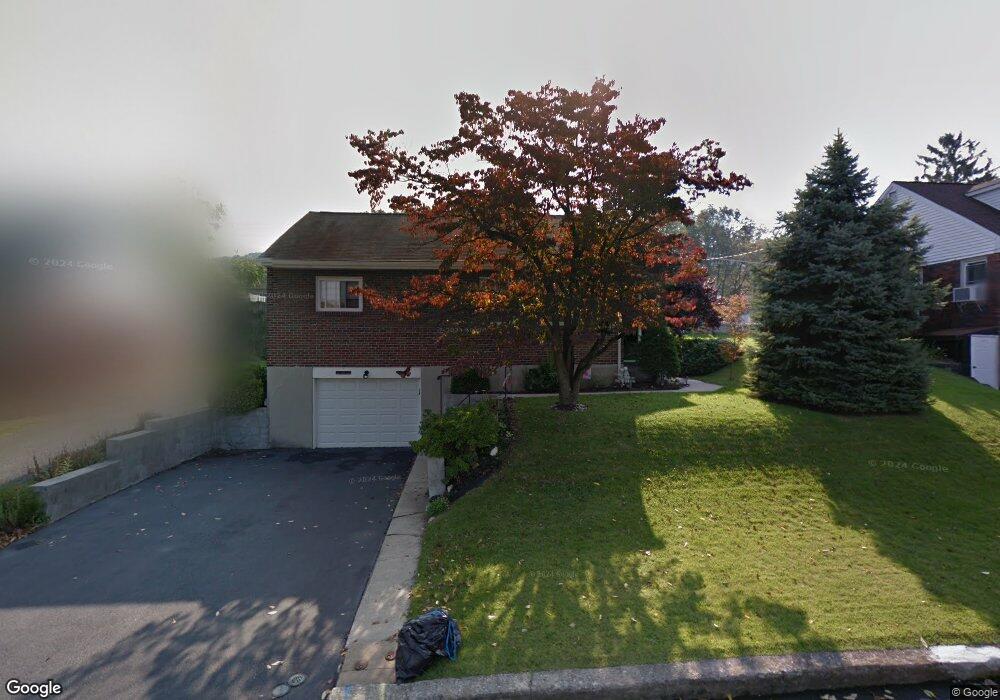 2215 N 18th St, Reading, PA 19604 - photo 1