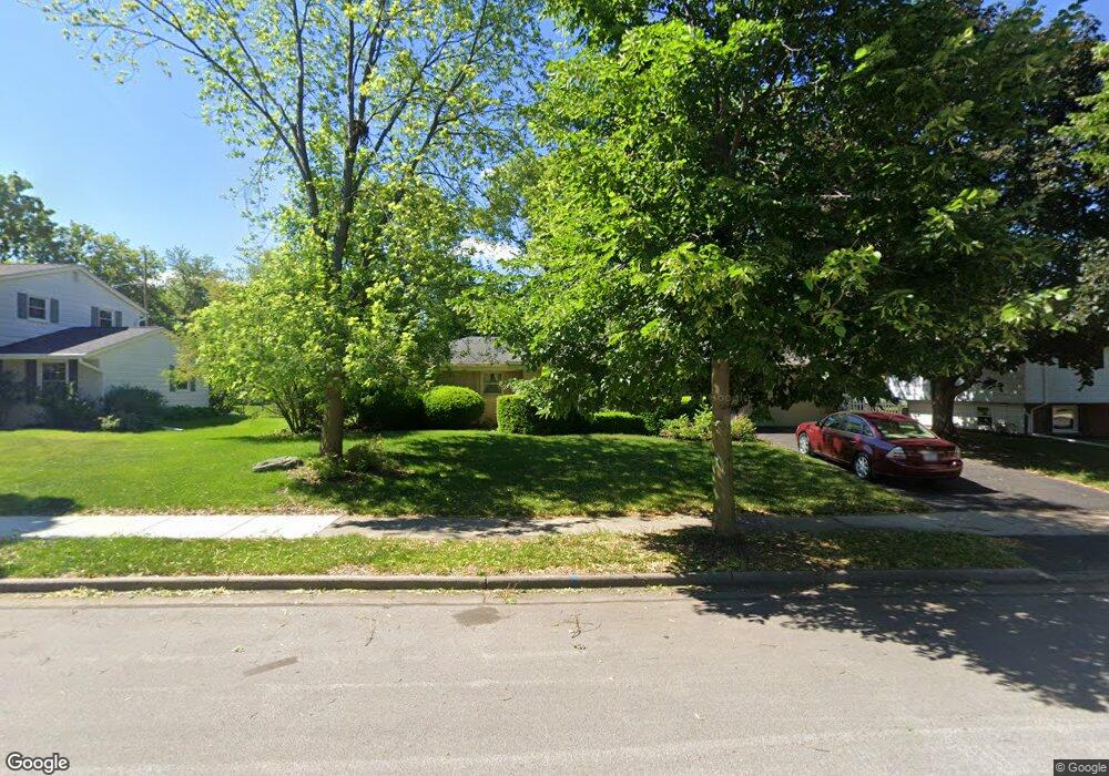 2039 Laura Ln, Waukesha, WI 53186 - photo 1