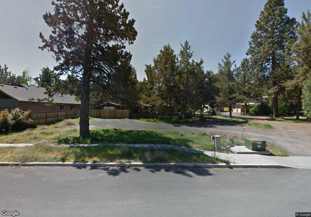 20547 Conifer Ave, Bend, OR 97702 - photo 1