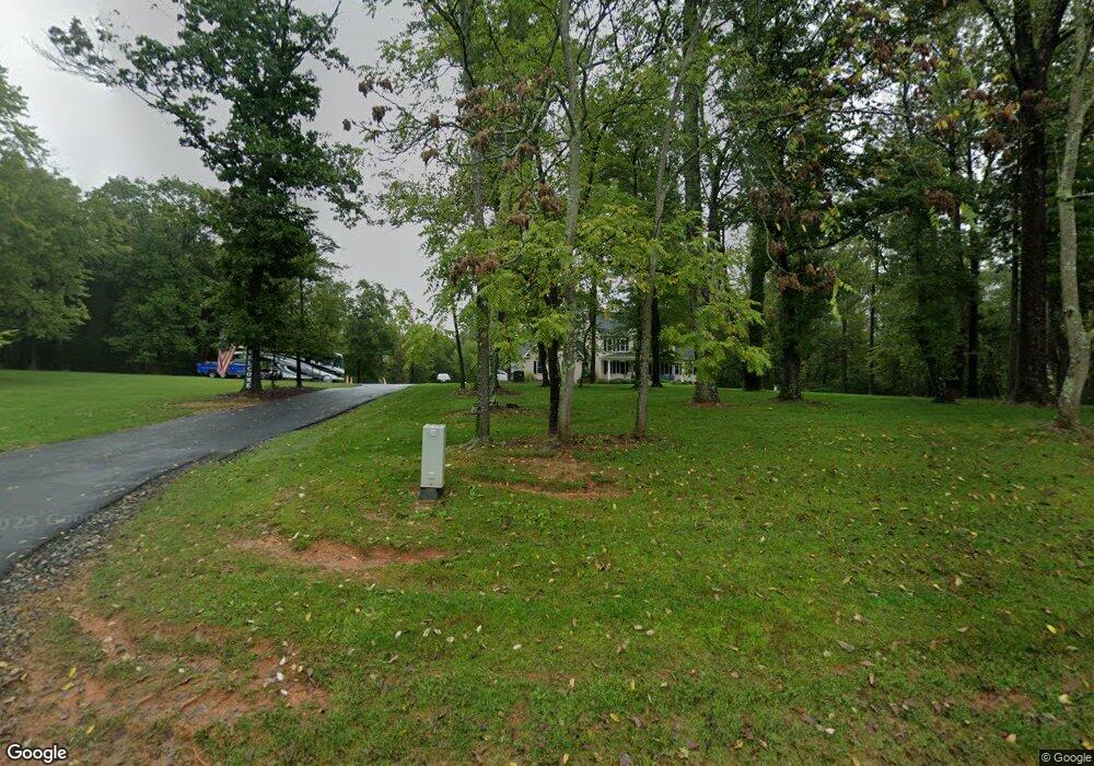 2209 Holly Springs Rd, Amissville, VA 20106 - photo 1