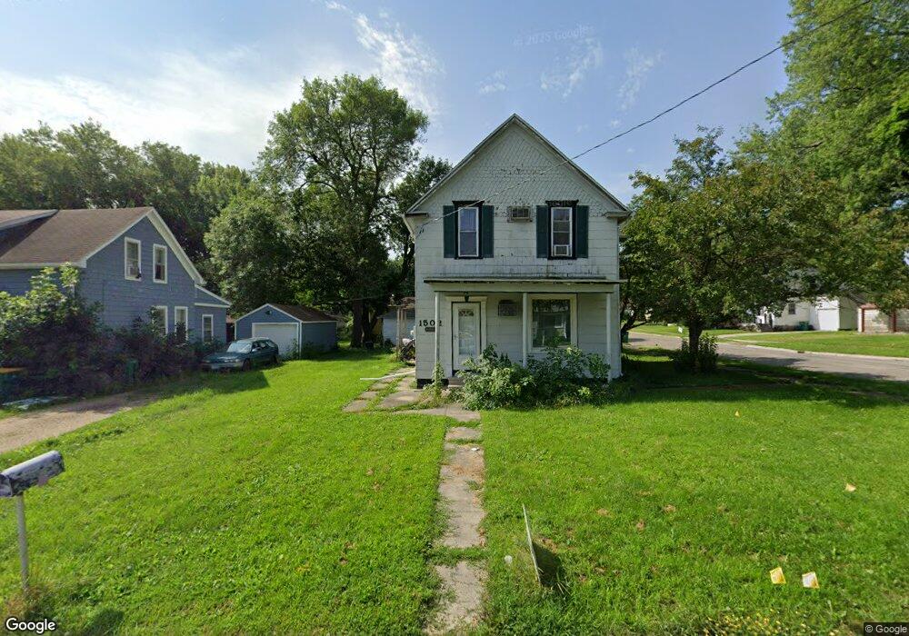 1502 E Hawthorne St, Albert Lea, MN 56007 - photo 1