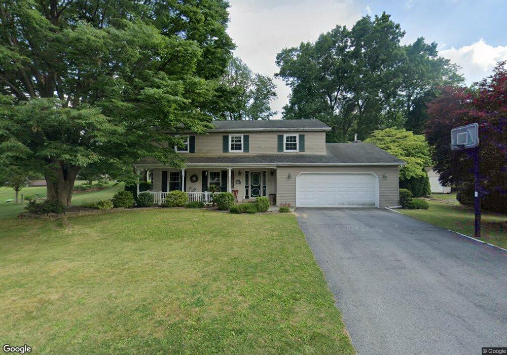 1248 Clearview Cir, Allentown, PA 18103 - photo 1